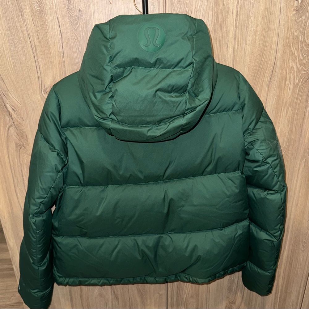 Lululemon Cropped Wunder Puff Jacket - Picture 2 of 7